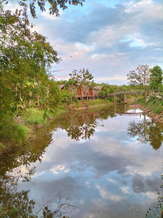 Rice Straw Green Lodge- Resort Quan Tom Exterior photo