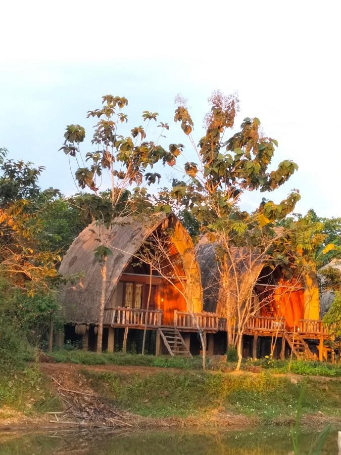 Rice Straw Green Lodge- Resort Quan Tom Exterior photo