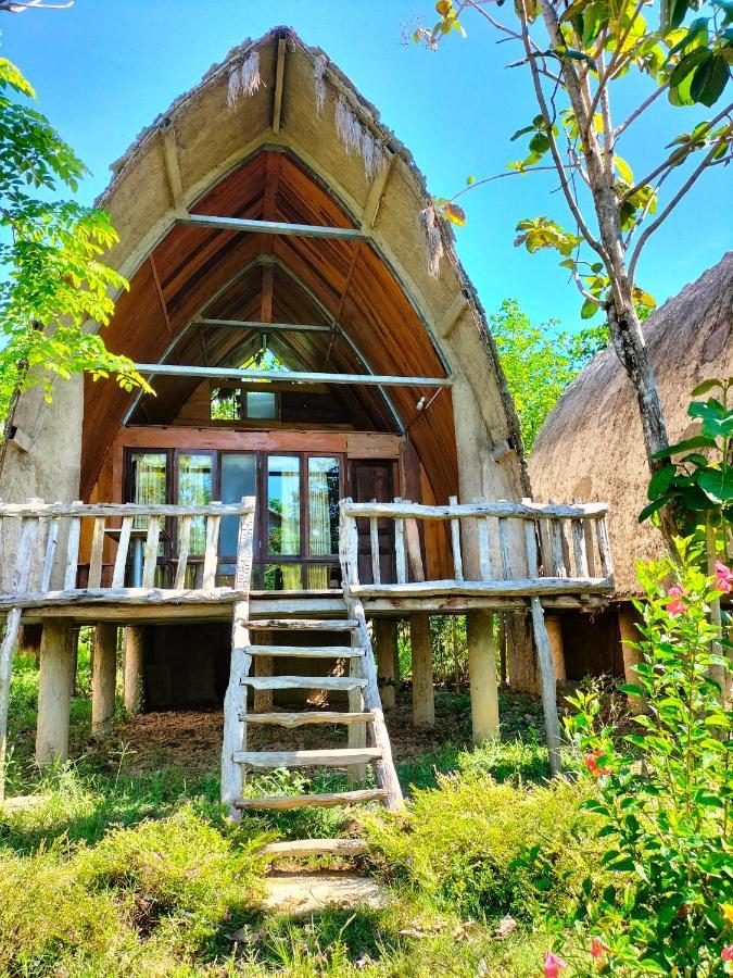 Rice Straw Green Lodge- Resort Quan Tom Exterior photo